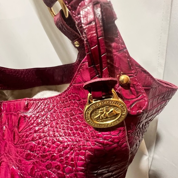 Brahmin Jacqueline Melbourne Croc-Embossed Burgundy Leather Hobo bag. - Picture 5 of 15